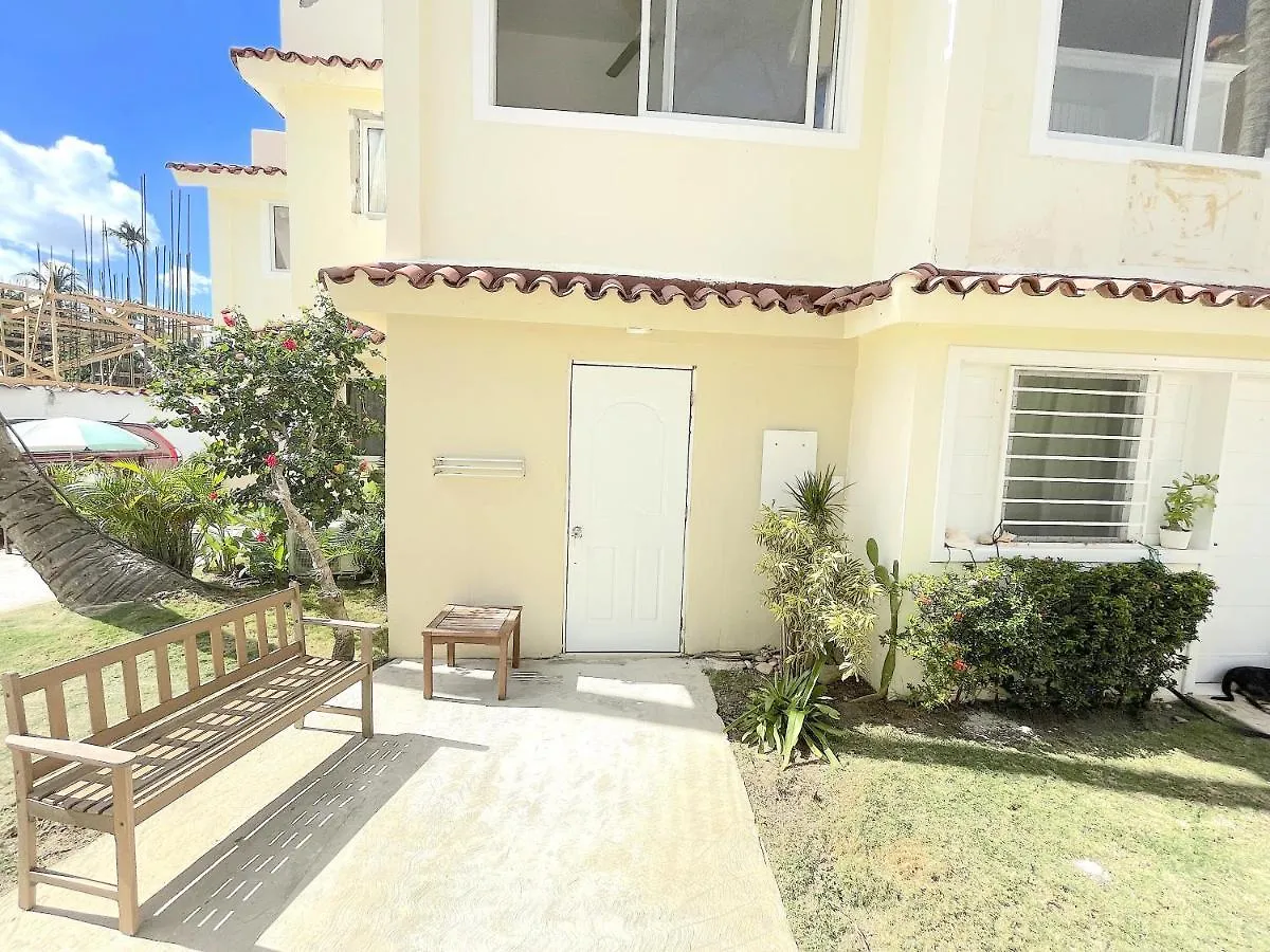 Villas & Apartments Playa Los Corales - Wifi, Bbq-Grill, Beach Club 蓬塔卡纳 度假村